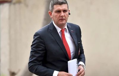 EXCLUSIV Avem documentul primit de jucătorii lui Dinamo: „Bogdan Bălănescu, director general, decide...”