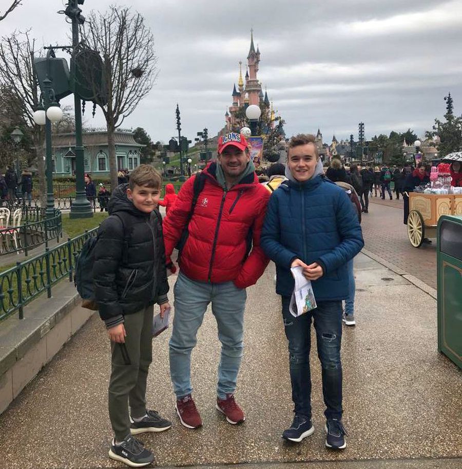 Ovidiu Stângă și copiii săi