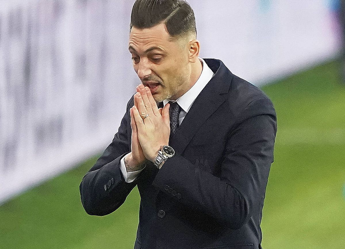 Rădoi e luat tare de Giovanni Becali: „Pare un funcționar! Dacă era deștept, atunci își dădea demisia”