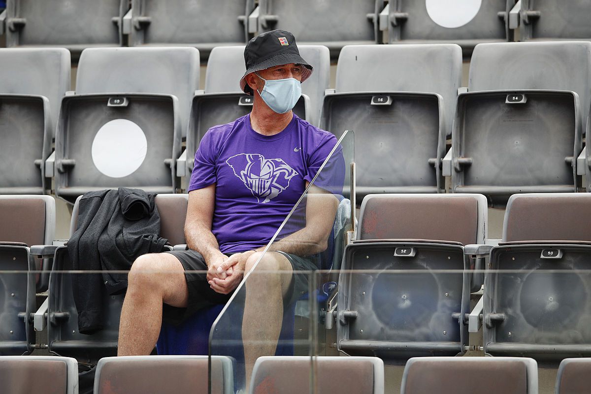 Darren Cahill nu s-a vaccinat împotriva coronavirusului! Ce dificultăți are antrenorul Simonei Halep