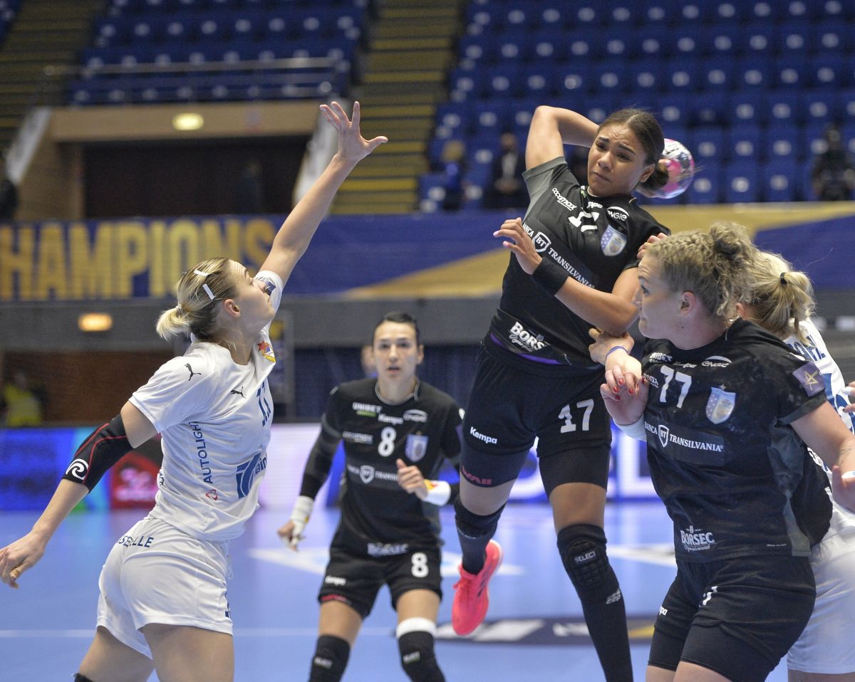 Primarul Nicușor Dan: „Bucureștiul are nevoie de CSM. E un brand!” + „Echipa de handbal costă 17-18 milioane de lei”