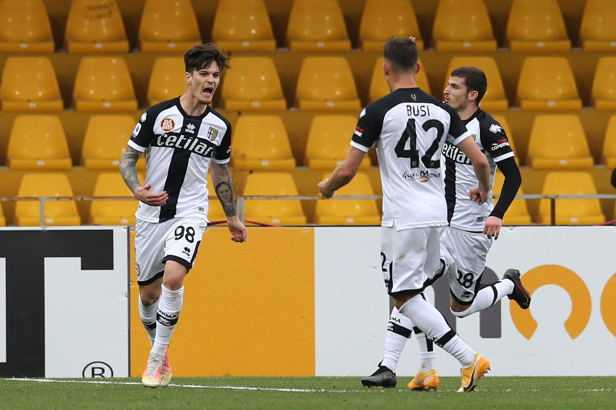 Dennis Man, sub lupa Gazzetta Dello Sport » Ce au scris jurnaliștii italieni despre golul românului din Benevento - Parma 2-2