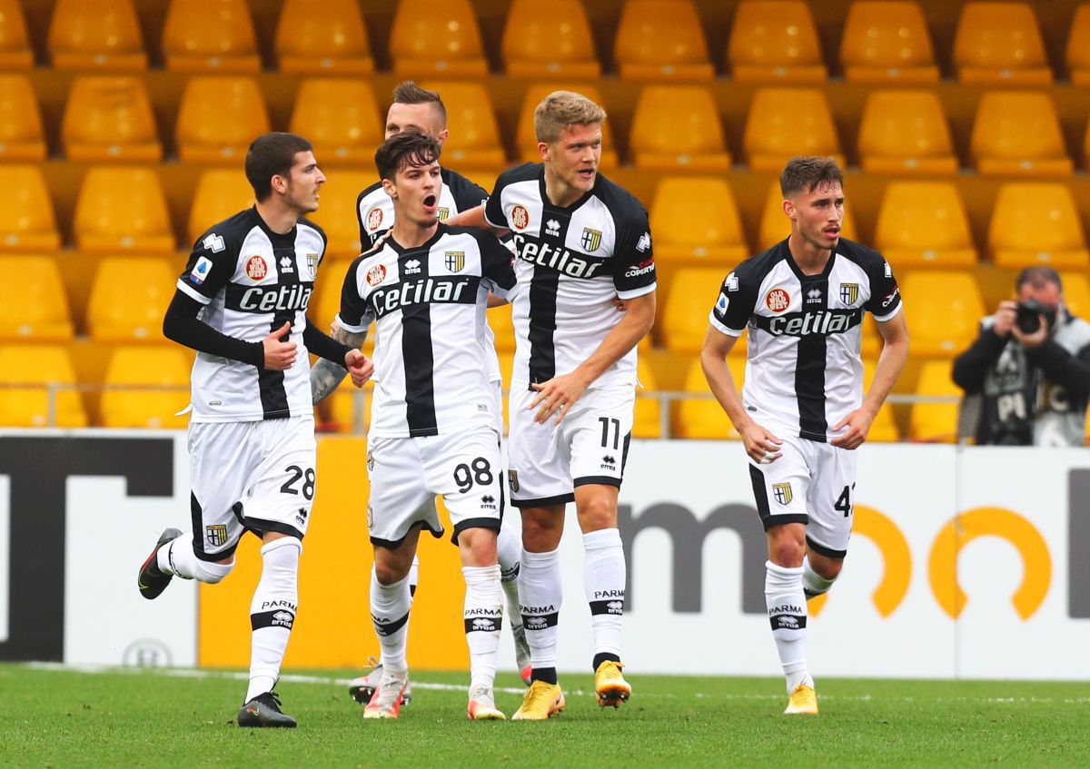 Legendarul Filippo Inzaghi l-a remarcat pe Dennis Man: „Execuție impresionantă! Dacă ar începe acum sezonul, Parma s-ar lupta pentru alt obiectiv”