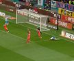 A fost penalty la duelul Cristea - Ivan din FCSB - CSU Craiova? Ce arată reluările fazei
