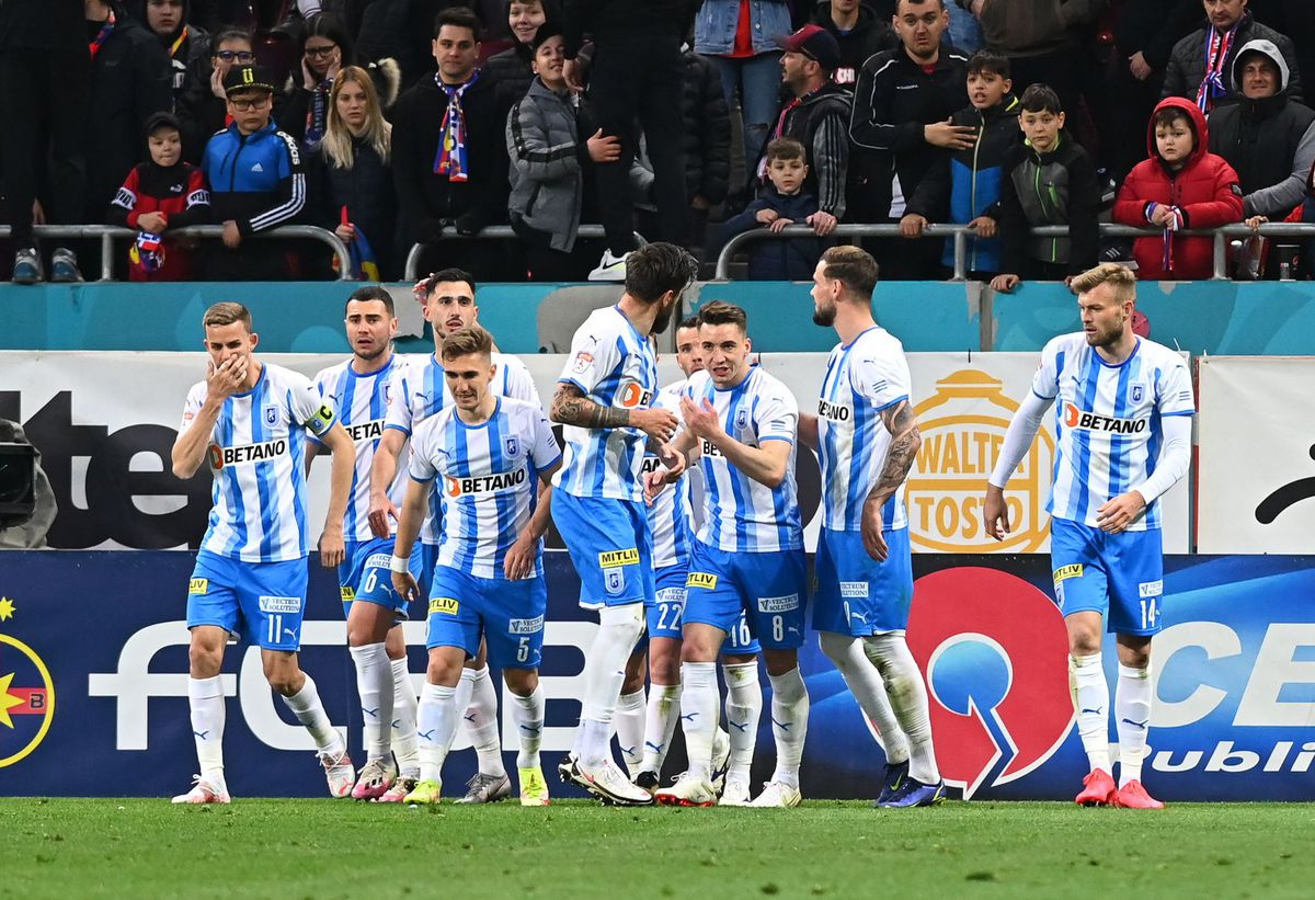 Între 4 și 9 » Repetentul și premiantul din FCSB - CS Universitatea Craiova 0-2