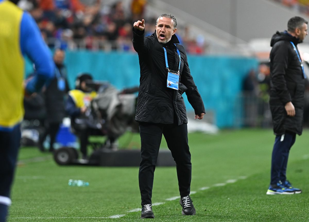 Cum a învins-o Reghecampf pe FCSB: „Le-am zis să facem ceea ce lor nu le place”