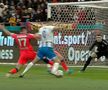 A fost penalty la duelul Cristea - Ivan din FCSB - CSU Craiova? Ce arată reluările fazei