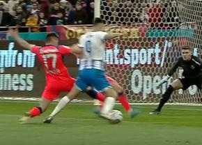 A fost penalty la duelul Cristea - Ivan din FCSB - CSU Craiova? Ce arată reluările fazei