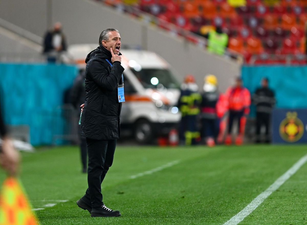 Gigi Becali pune tunurile pe Coman: „Am sacrificat destul echipa pentru el” » Ordin clar în cazul lui Tavi Popescu: „Nu va mai face asta în viața lui!”