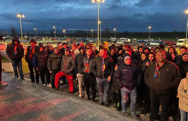Gheorghe Mustață n-a intrat pe stadion la Sepsi - FCSB: „M-a sunat MM, mi-a zis că a vorbit. E păcat, dar prefer să stau aici lângă suporteri!”