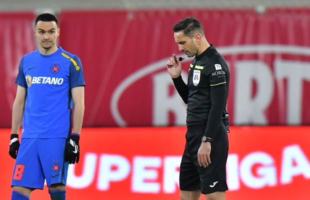 Furios pe Colțescu în timpul interviului: „Arbitraj la alibi, cred că îi convenea așa! N-a dat un galben, îl lăsa pe Tamm să tragă de timp”