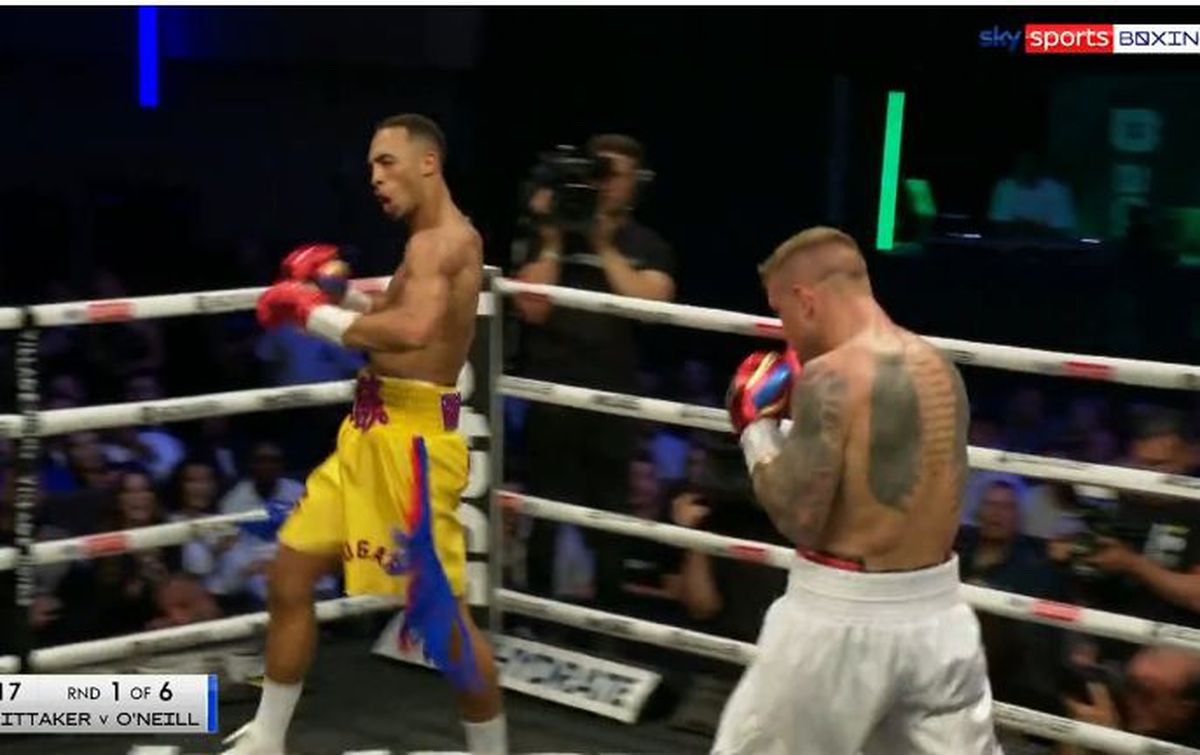 Noua senzație a boxului mondial » Își face KO adversarii în pași de dans și are o poveste de viață impresionantă: dat afară de la școală, prânz în toalete și un moment dureros