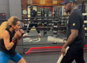 Kate Abdo, pregătită pentru debutul în box » Imagini alături de Malik, iubitul-antrenor