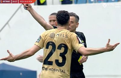 Eroare majoră în Cupă: a fluierat un fault inexistent înainte să se înscrie, iar VAR nu a putut interveni!