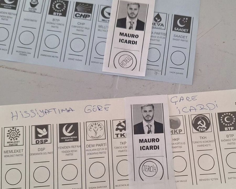 Fanii lui Galatasaray și-au votat golgheterul la alegerile administrative din Istanbul, în care partidul președintelui Erdogan a fost învins după 22 de ani!