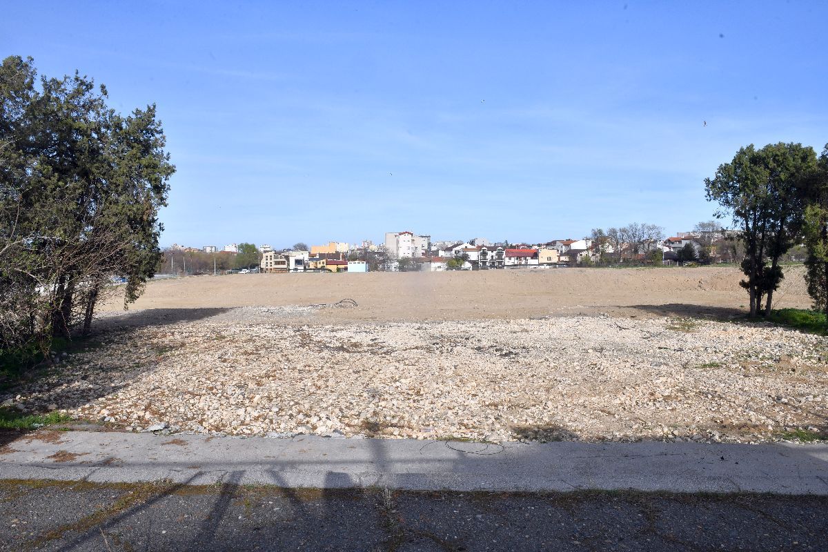 Șantierul noului stadion Farul s-a transformat într-o junglă urbană, unde șobolanii mișună în voie » Ce se întâmplă cu arena? Vestea de ultimă oră anunțată de Gică Popescu