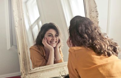 Redescoperă Bucuriile Vieții: Ghid Practic pentru O Viață Plină de Satisfacții