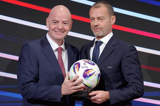 Gianni Infantino și Aleksander Ceferin. FOTO: Imago