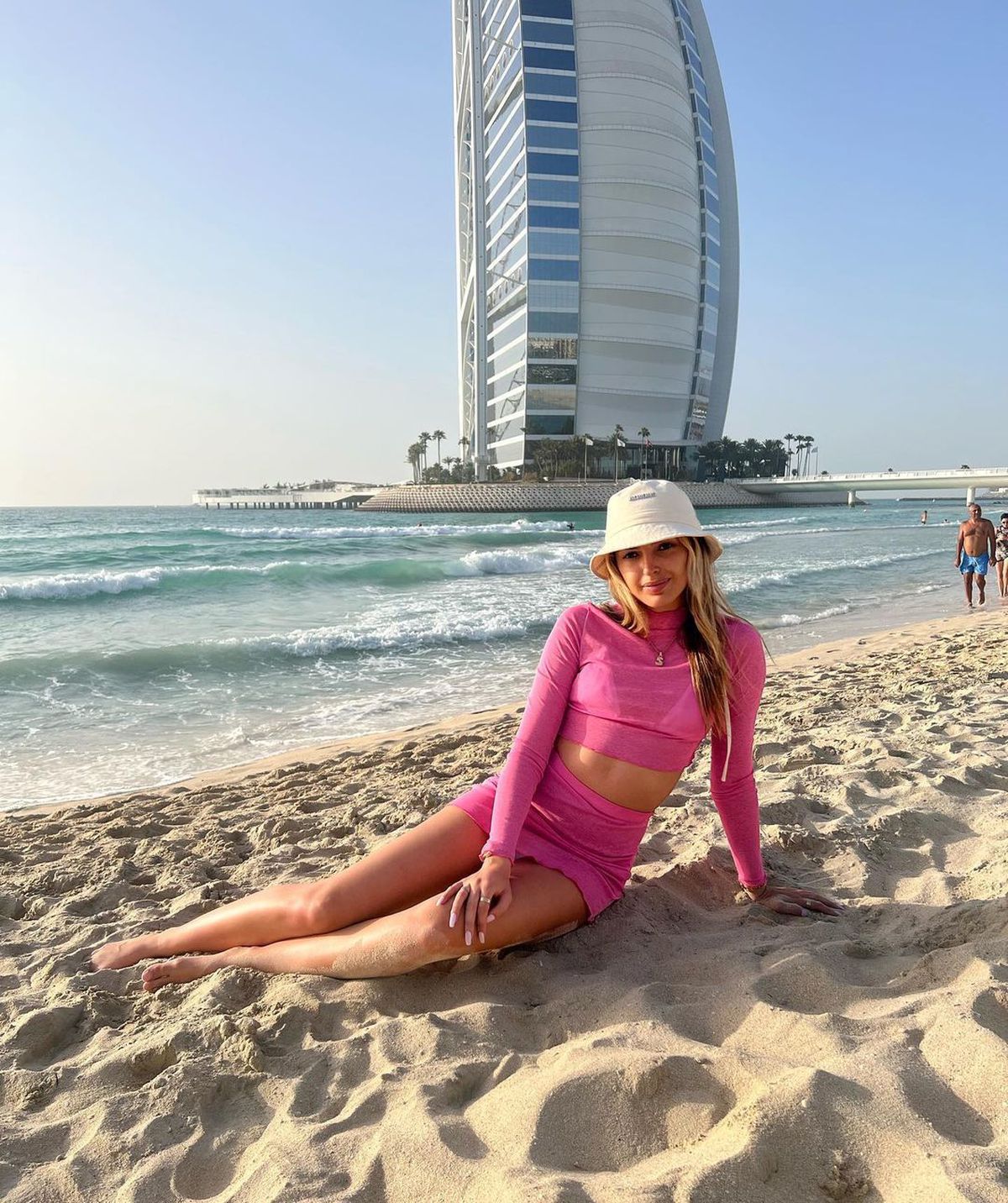 Jack Grealish și Sasha Attwood 2