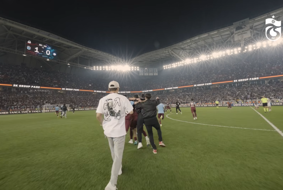 Rar vezi așa ceva: peste 40.000 de oameni în tribune la un meci de juniori!