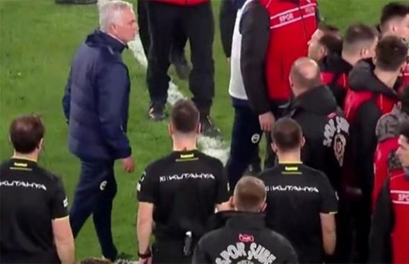 Jose Mourinho riscă o suspendare drastică după ce și-a tras de nas omologul » Și Okan Buruk ar putea fi pedepsit!