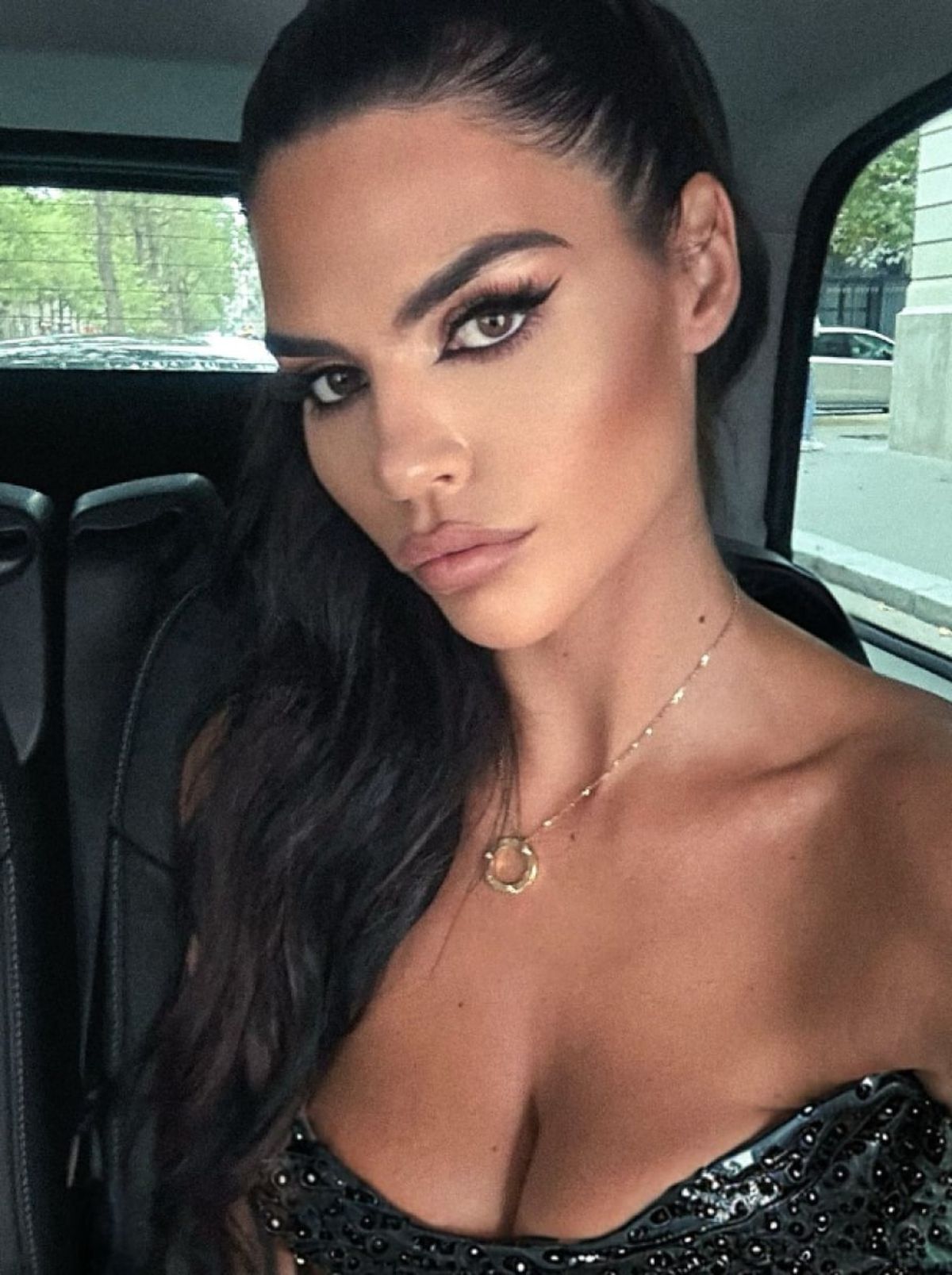 Fetele lui Damir Dzumhur - Bosnia - Tiriac Open 2025