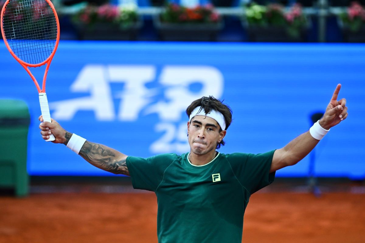 Sebastian Baez, favoritul numărul 1 de la Țiriac Open, e în „sferturi” după un meci disputat în două zile + urmează ciocnirea cu partenerul său de dublu