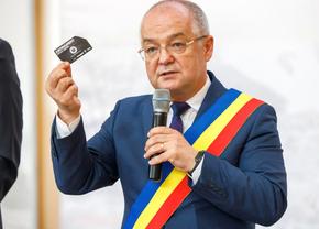 Emil Boc a răspuns pentru GSP.ro, în 6 puncte, în legătură cu violențele de la U Cluj - CFR Cluj: „Nu au fost conotații etnice” + Ce ar sta, de fapt, în spatele atacului sălbatic