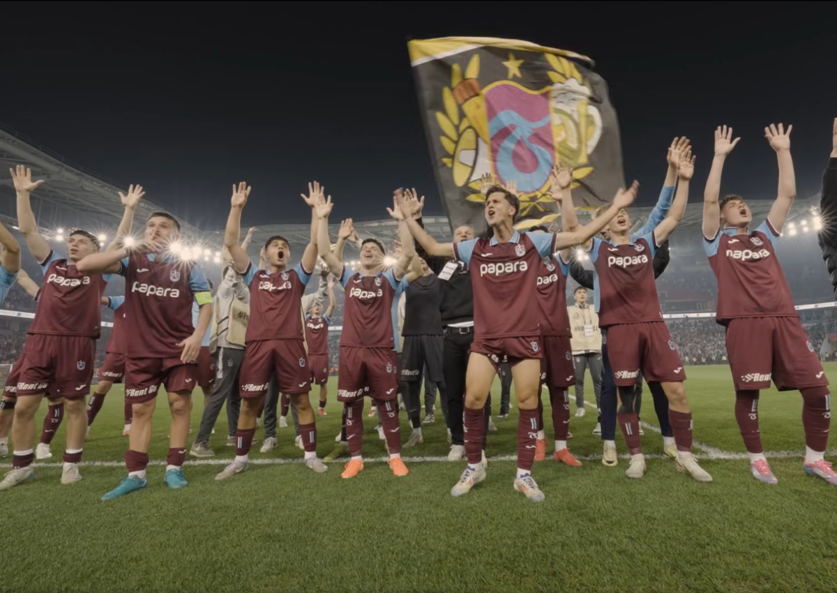 Rar vezi așa ceva: peste 40.000 de oameni în tribune la un meci de juniori!