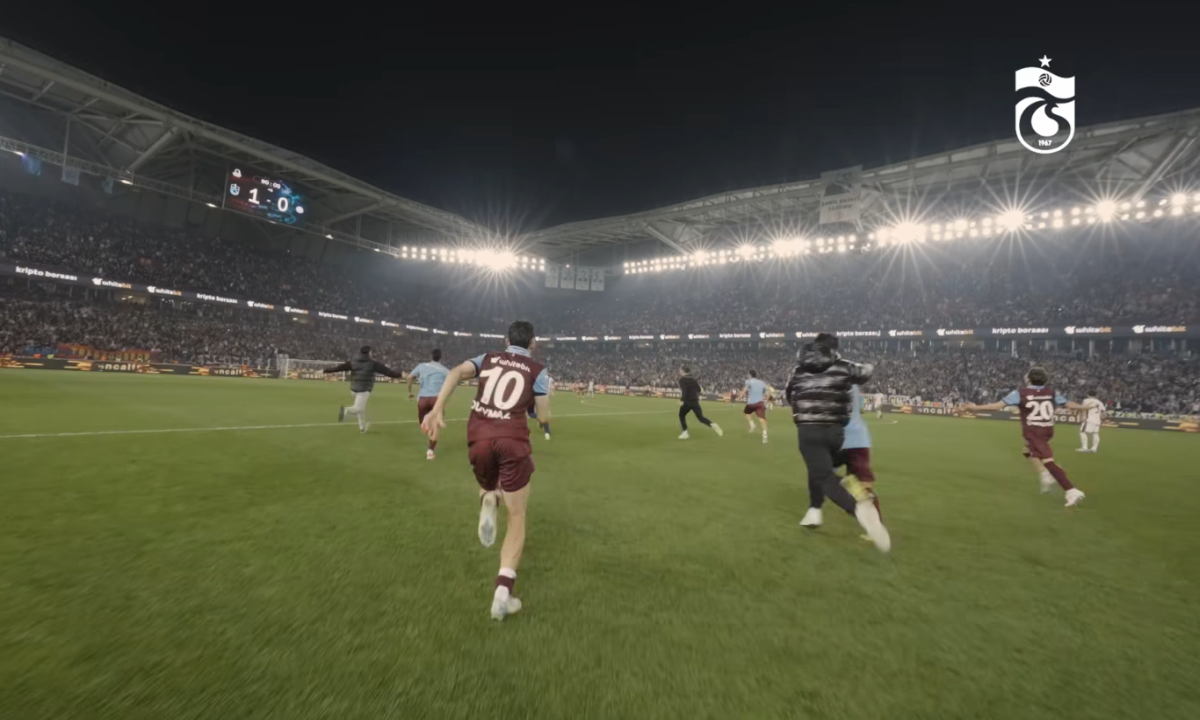 Rar vezi așa ceva: peste 40.000 de oameni în tribune la un meci de juniori!