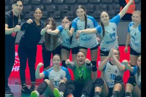 România are o primă echipă în Final Four-ul de la Budapesta! Performanța extraordinară reușită de junioarele lui CSM București