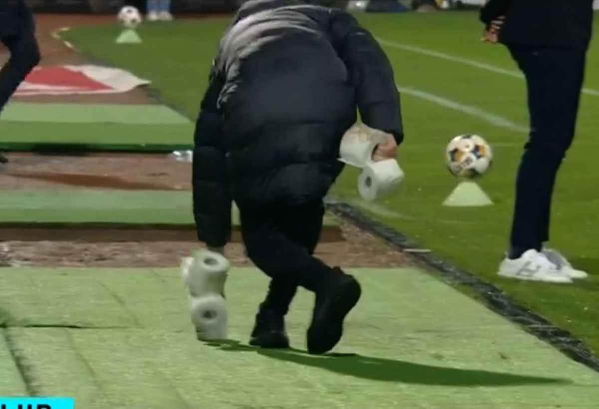 FCSB și Mirel Rădoi, luați peste picior la Botoșani