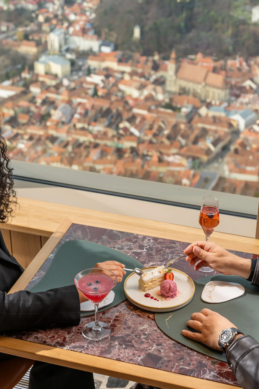 George Copos, piruete cu restaurantul „Panoramic” din Brașov: „De 20 de milioane euro a cumpărat tot muntele Tâmpa” + Reacție bizară a fostului patron din Giulești