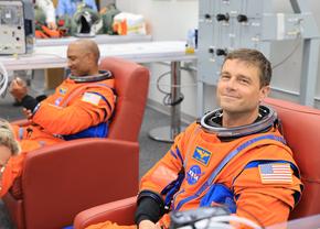Cum s-au antrenat astronauții din misiunea Artemis II spre Lună: ce este testul fizic de 10 minute „Bobby and Pete”