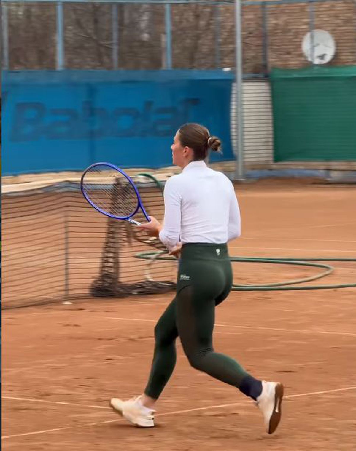 Marta Kostyuk, antrenament sub alarme antiaeriene: „Ne pregătim pentru sezonul de zgură”