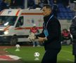 Fanii lui FC Botoșani au aruncat cu hârtie igienică în Rădoi / FOTO: Captură TV @Digi Sport 1
