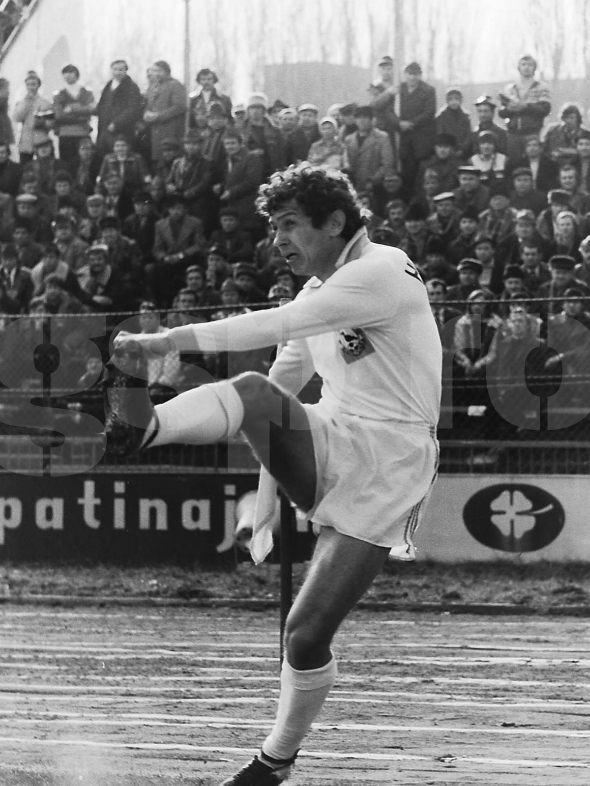 Mircea Lucescu - imagini din arhiva Gazetei Sporturilor