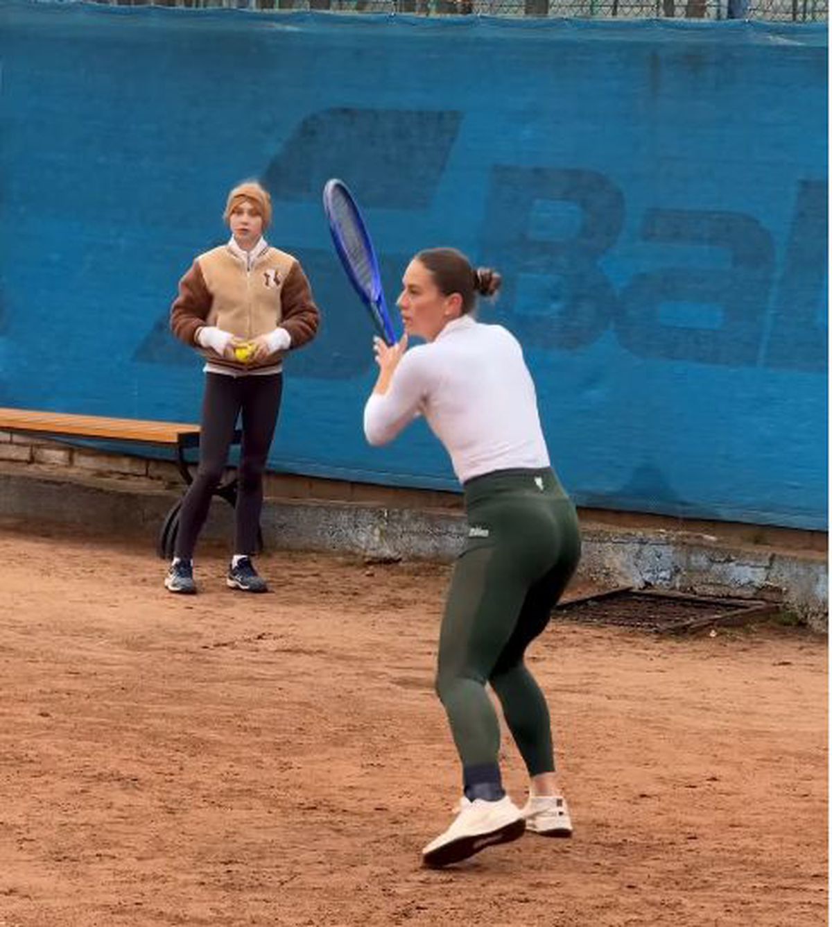 Înfiorător! Marta Kostyuk s-a întors la Kiev: antrenament sub alarme de război