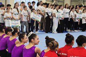 Medaliații României la gimnastică le-au vorbit elevilor despre noțiunile de bază ale acestui sport » Cum văd starea actuală a gimnasticii de performanță