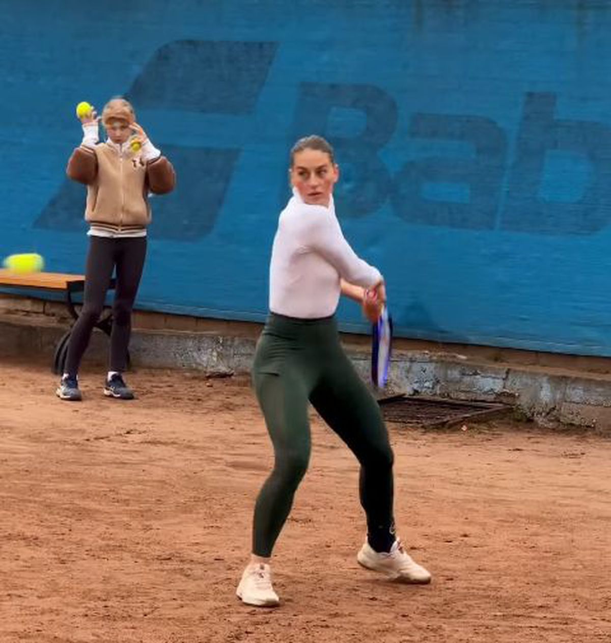 Înfiorător! Marta Kostyuk s-a întors la Kiev: antrenament sub alarme de război