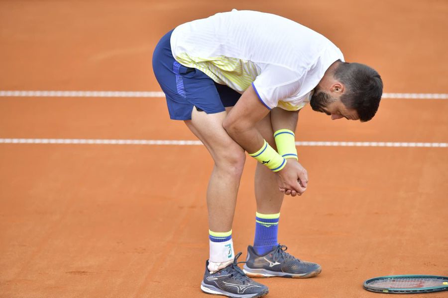 Damir Dzumhur în „sferturile” de la Țiriac Open 2026 Foto: Cristi Preda Favoritul 8 de la Țiriac Open s-a împrietenit cu zgura bucureșteană: e în semifinale cu o victorie fără dubiu