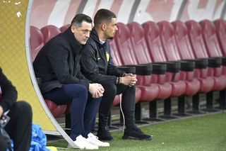 Azi, la GSP Live: Craiova pe 1, dispută Dobre-Gâlcă, Hagi prezentat azi + pleacă Rădoi?