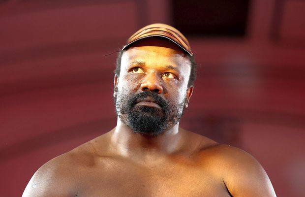 Derek Chisora, cu 18 kilograme mai greu decât Wilder înainte de meciul de adio: mască cu Tyson Fury!
