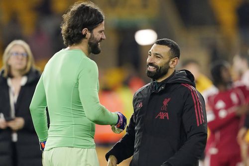 Alisson (stânga) va lipsi cu Manchester City // FOTO: Imago Images