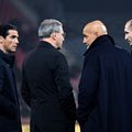 Directorul general Damien Comolli, antrenorul Luciano Spalletti și Giorgio Chiellini, directorul de strategie a fotbalului, discută despre viitorul lui Juventus / Foto: Imago
