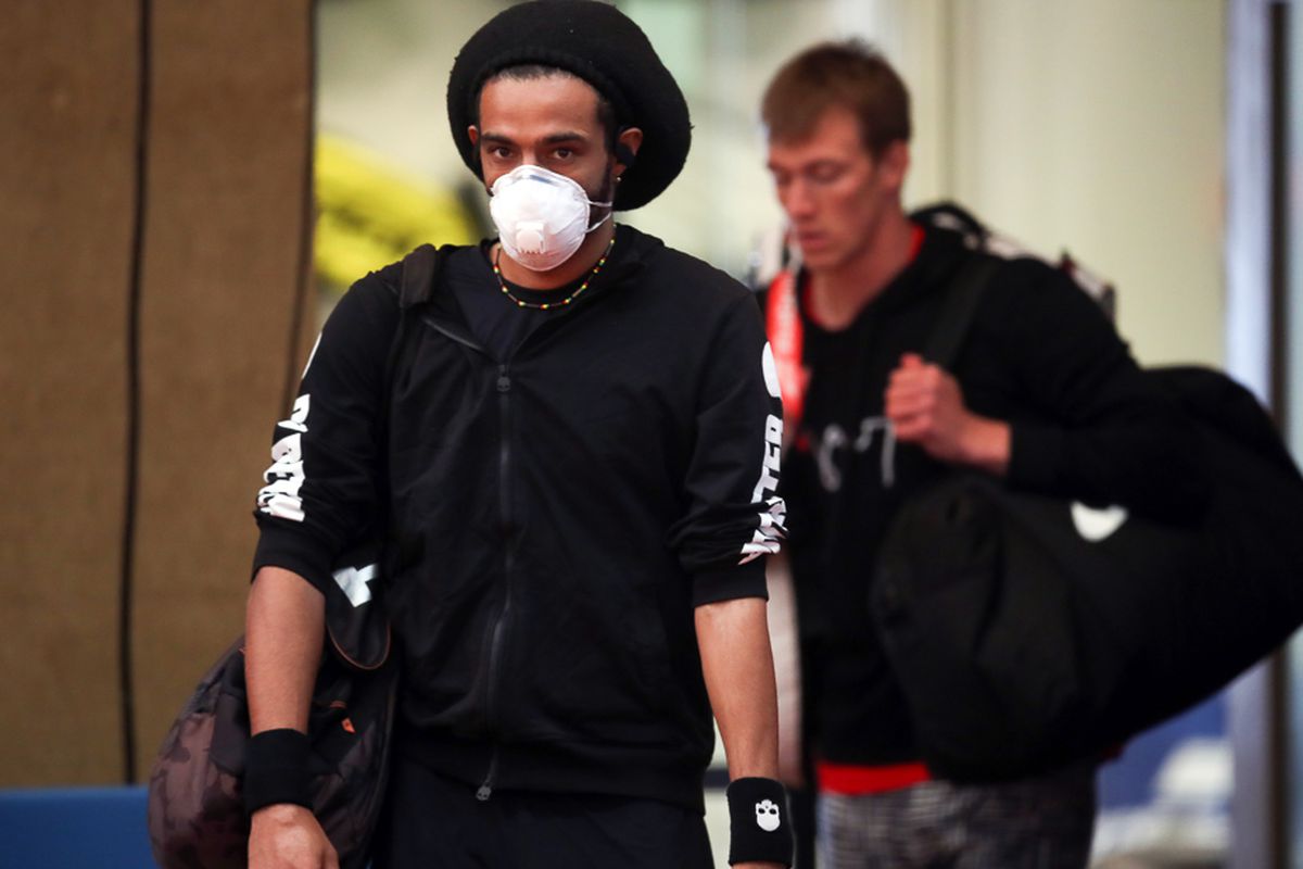 VIDEO + FOTO Tenis cu masca pe față în Germania. „Mi se pare ireal că pot juca din nou!”