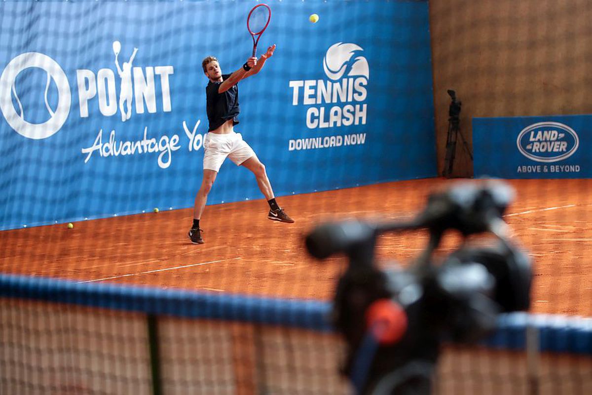 VIDEO + FOTO Tenis cu masca pe față în Germania. „Mi se pare ireal că pot juca din nou!”