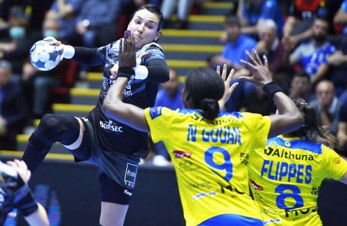 Cristina Neagu poate deveni campioană în Liga Națională