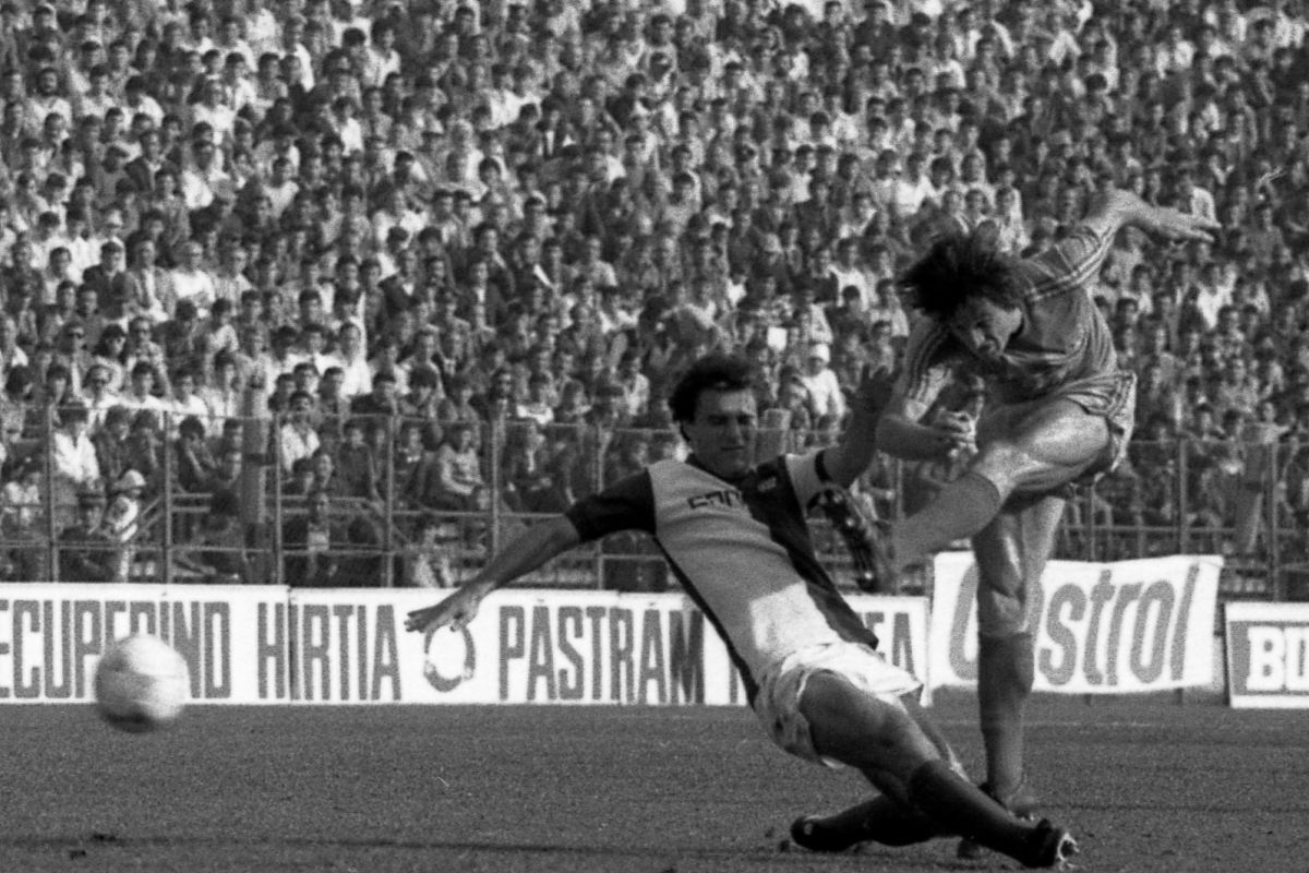 32 de ani de la cea mai mare catastrofă internă a Rapidului: 2-8 cu Steaua! „Rezultatul a fost normal, puteam să le mai dăm 3-4 goluri!”