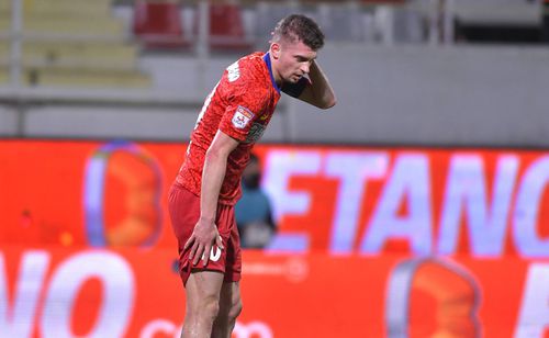 Florin Tănase, golgeterul lui FCSB, a încasat al 4-lea „galben” din play-off în partida cu CFR Cluj și va fi suspendat pentru următorul joc al bucureștenilor, cu FC Botoșani.
